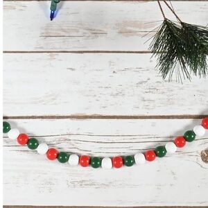 NWT Red White Green Wooden Beaded Holiday Garland Jewelry Making Spool L